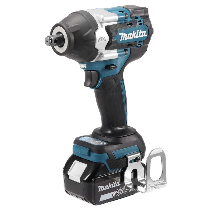 מפתח אימפקט נטען DTW700RTE 700Nm 1/2 אינץ' מבית MAKITA - כולל 2 סוללות ומטען