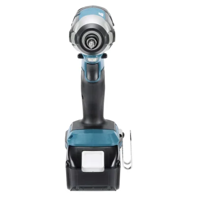 מברגת אימפקט DTD153 18V כולל 2 סוללות מטען ותיק